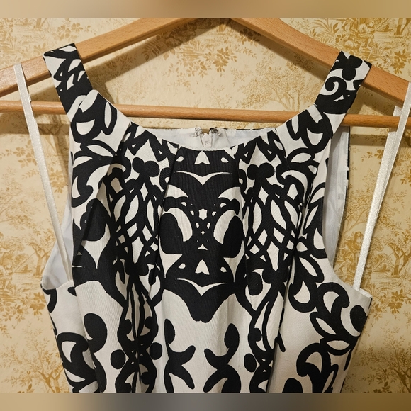 Size 8-10 dress set with shrug black,white& mint green - Picture 4 of 15